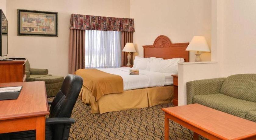 Quality Inn & Suites Jefferson City Exterior foto